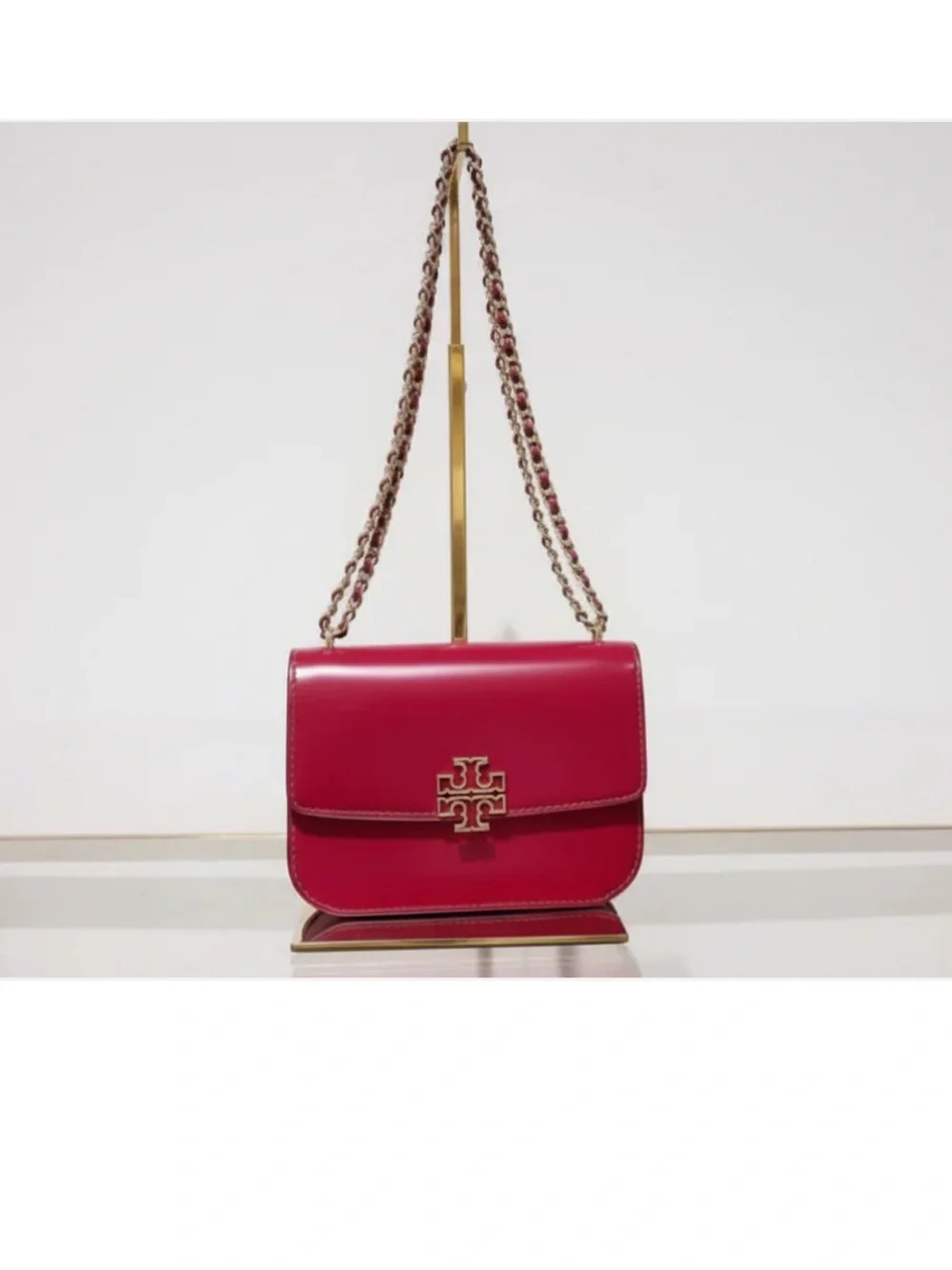 Tory Burch Britten Chain Shoulder Bag with Gold Logo - Picture 1 of 9